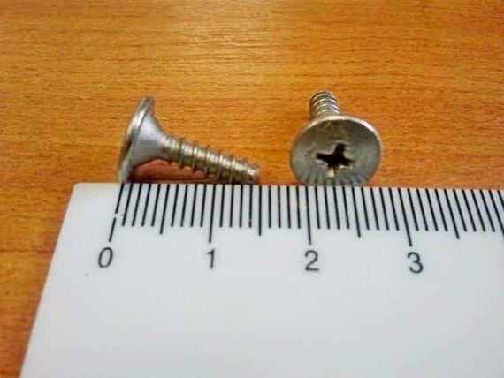 Саморіз козирка ВАЗ 2103, Білебей (2103-8204062) (21030-8204062-00)