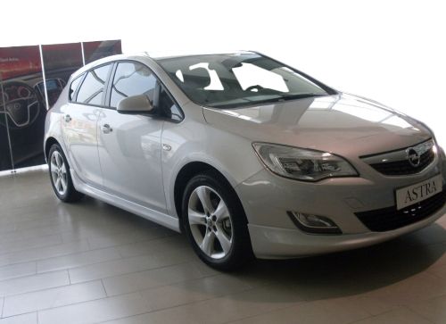 Бічні спідниці HB/SW (під фарбування) для Opel Astra J 2010-2024 рр | Зображення 2