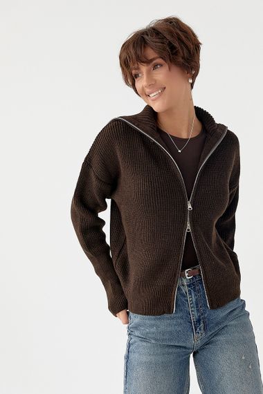 В'язаний кардиган на блискавці з високим коміром - темно-коричневий цвет, ONE SIZE (є розміри) | Зображення 4