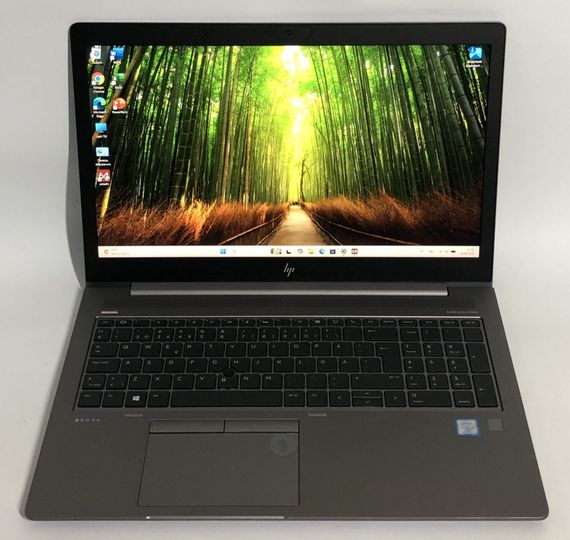 Мобільна робоча станція HP ZBook 15u G5 / 15.6" (1920x1080) IPS / Intel Core i7-8650U (4 (8) ядра по 1.9 - 4.2 GHz) / 16 GB DDR4 / 256 GB SSD / AMD Radeon Pro WX 3100, 2 GB DDR5, 128-bit / WebCam / Win 11 Pro б/в  + Подарунок Накопитель Kingston 64GB | Зображення 1