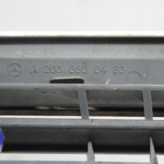 Решітка радіатора Mercedes Benz C-Class W203 2001-2007 Решітка бампера Мерседес в203 A2038800483 | Зображення 2