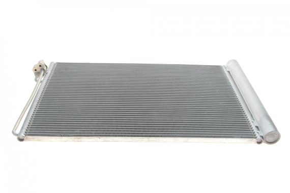 Радиатор кондиционера BMW 5 E60 E61 6 E63 7 E65 E66 E67 2.0-6.0 01-10 N43 46 52 53 62 M54  06005267