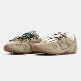 Кросівки New  x Miu Miu 530 , В'єтнам 2030