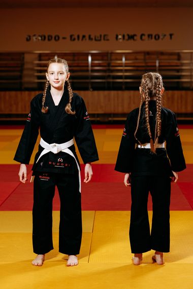 Чорне дитяче кімоно для дівчаток, джиу-джитсу, TM BUDOGI, зріст 140 см, щільність 350 гр/м.кв. | Зображення 4