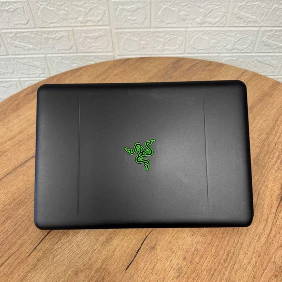Ноутбук Razer Blade 14 RZ09-0195 i7 7700HQ 16Gb SSD 512Gb GTX 1060 Б/В | Зображення 6