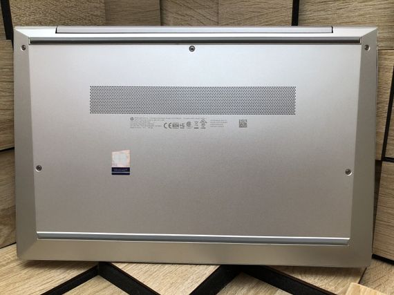 Ультрабук Б-клас HP EliteBook 845 G7 / 14" (1920х1080) IPS / AMD Ryzen 5 Pro 4650U (6 (12) ядер по 2.1 - 4.0 GHz) / 8 GB DDR4 / 256 GB SSD M.2 / AMD Radeon RX Vega 6 Graphics / WebCam / HDMI / Fingerprint б/в | Зображення 5
