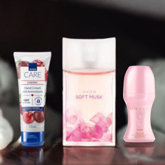 Набор Avon для женщин Soft Musk: туалетная вода 50 мл + крем для рук + дезодорант