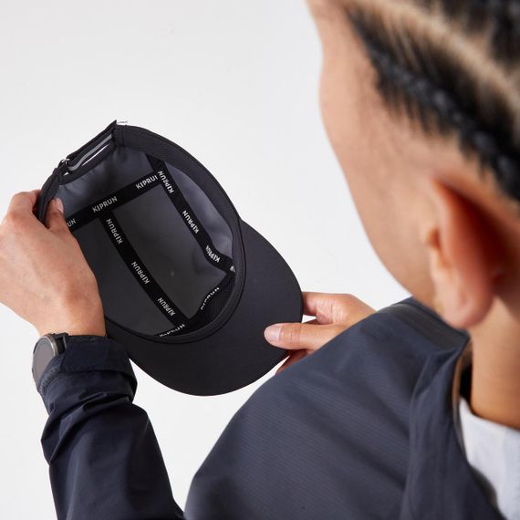 Кепка для бігу KIPRUN водовідштовхувальна чорна - Без розміру | Зображення 7