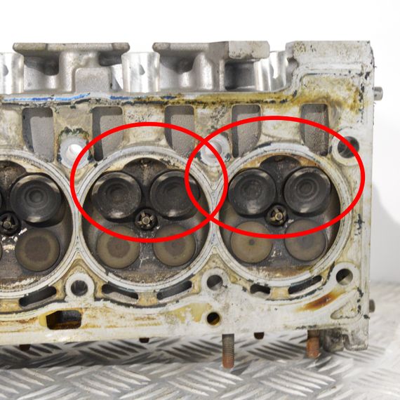 ГБЦ дефект 1.6 FSI 16V Volkswagen Passat B6 Golf V 2003-2008 Головка блока Фольксваген Пассат 03C103358S | Зображення 7