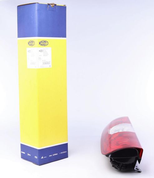 Ліхтар задній Fiat Doblo 06- L  LLF132  712201201110