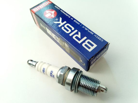 Свічка запалювання BRISK Silver DR15YS (ВАЗ 2112) (для газ.облад.) (2112-3707010) (DR15YS.4K)