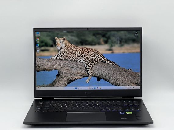 Игровой ноутбук Б-класс HP Omen 17-ck2095cl / 17.3" (2560x1440) IPS / Intel Core i9-13900HX (24 (32) ядер по 2.2 - 5.4 GHz) / 32 GB DDR5 / 960 GB SSD / nVidia GeForce RTX 4080, 12 GB GDDR6, 192-bit / WebCam б/у | Зображення 1