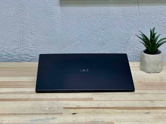 Ультрабук LG Gram 14Z90P / 14" (1920x1080) IPS / Intel Core i7-1165G7 (4 (8) ядра по 2.8 - 4.7 GHz) / 8 GB DDR4 / 512 GB SSD / Intel Iris Xe Graphics / WebCam / Win 11 Home б/у | Зображення 4