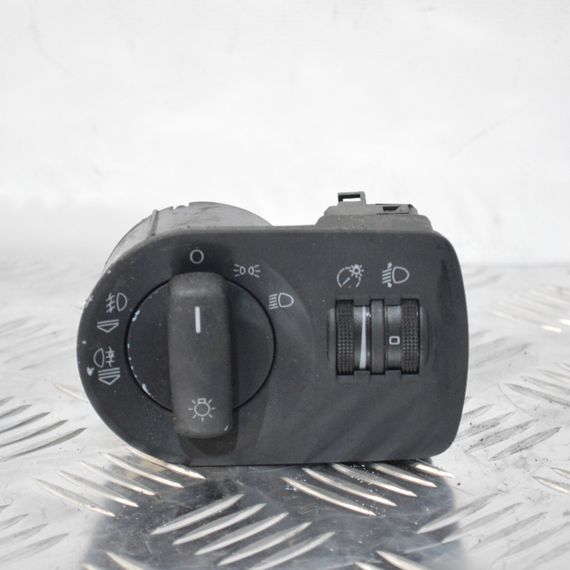 Блок управління освітленням Audi A3 8P 2003-2012 Перемикач світла фар Ауді а3 8р 8P1941531Q