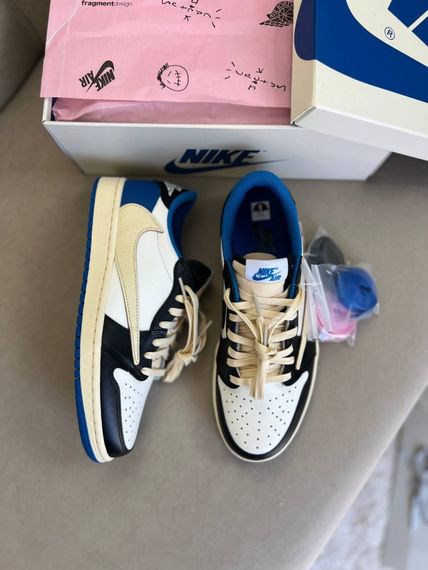Кросівки Nike air Jordan 1 Low Fragment x Travis Scott ob429 | Зображення 2