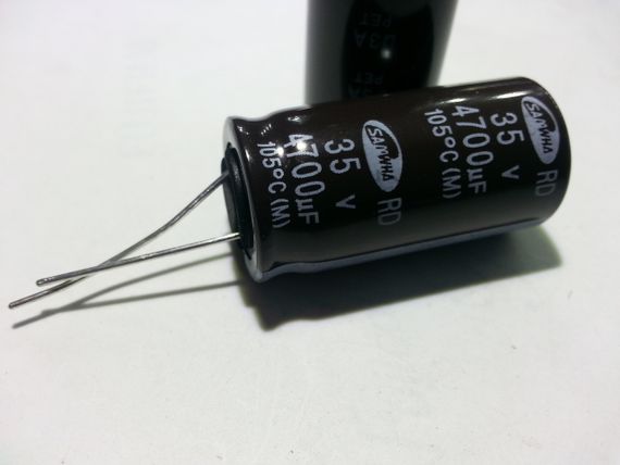 6800mkf - 16v  RD 16*31 SAMWHA, 105°C конденсатор електролітичний | Зображення 2