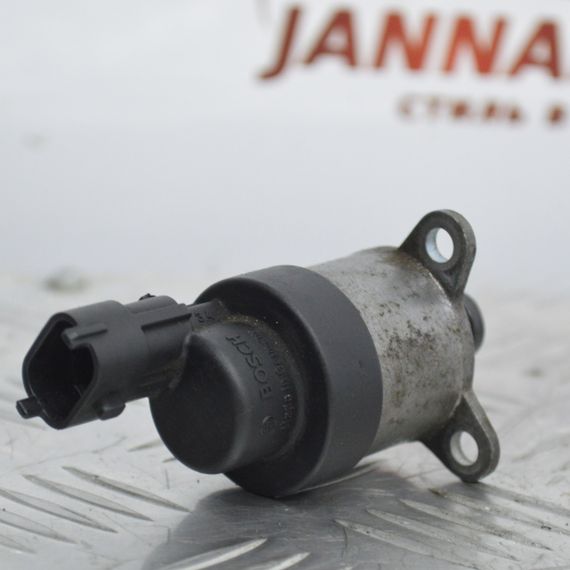 Редукційний клапан / регулятор тиску палива  1.6 TDCI Ford Fiesta Focus Fusion Ikon Форд 0928400575 | Зображення 1