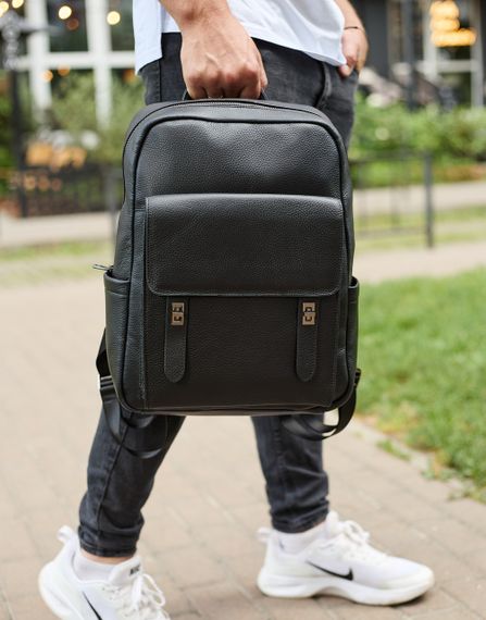 Стильный мужской кожаный рюкзак 40х30х17, практичный аксессуар для ноутбука и документов, черный | Зображення 9