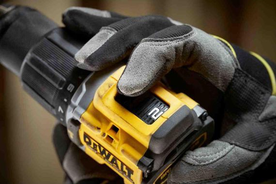 Дрель-шуруповёрт аккумуляторная бесщёточная ударная DeWALT DCD799P2T | Зображення 6
