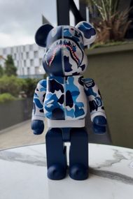 Bearbrick BAPE Line Camo Shark дизайнерська статуетка ведмідь Беарбрік 28 см mb018 синя