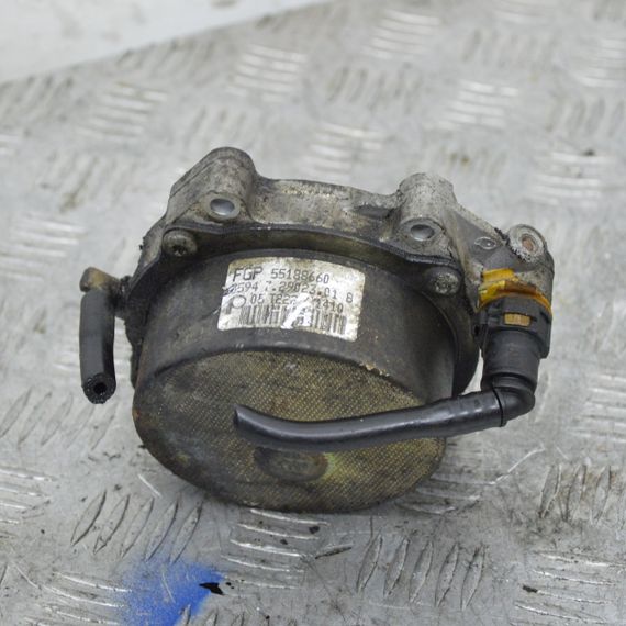 Насос вакуумний 1.6-2.0 D MJet Fiat Doblo Bravo Punto 2005-2024 Вакуумний насос Фіат 55188660 | Зображення 1