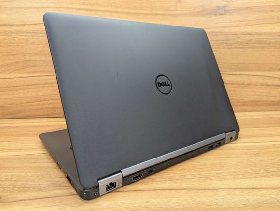Ультрабук Dell Latitude E7470 / 14" (1920x1080) IPS / Intel Core i5-6300U (2 (4) ядра по 2.4 - 3.0 GHz) / 8 GB DDR4 / 256 GB SSD / Intel HD Graphics 520 / WebCam / Windows 10 б/у + Подарок Флэш-накопитель USB 32 GB | Зображення 6