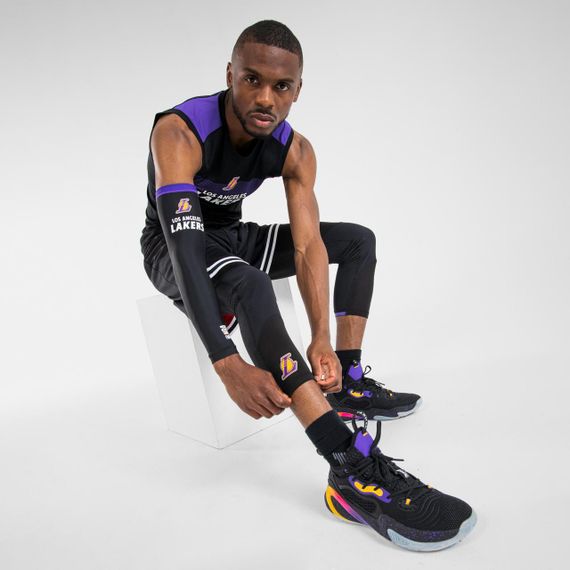 Рукав баскетбольний E500 для дорослих NBA Los Angeles Lakers чорний - 4 | Зображення 5