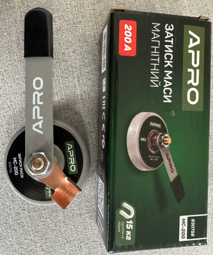 Затискач маси магнітний 200 А (15 кг) APRO