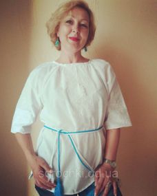 Вышиванка женская,  белая , вышивка, цветы, "маки с виноградом", домотканнное полотно вышивка белая,короткий рукав