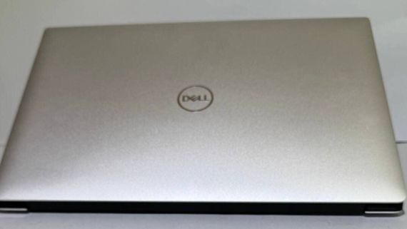 Мобільна робоча станція Dell Precision 5540 / 15.6" (1920x1080) IPS / Intel Core i7-9850H (6 (12) ядер по 2.6 - 4.6 GHz) / 32 GB DDR4 / 512 GB SSD / nVidia Quadro T1000, 4 GB GDDR5, 128-bit / WebCam б/в | Зображення 3