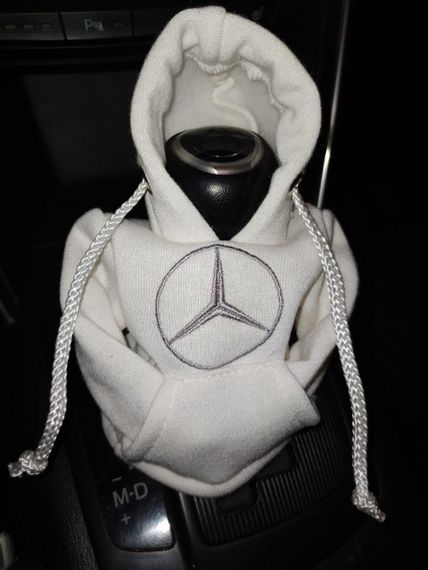 Чохол кофта Худі аксесуар на КПП  Car Hoodie мерседес Mercedes молочний подарунок автомобілісту 10070