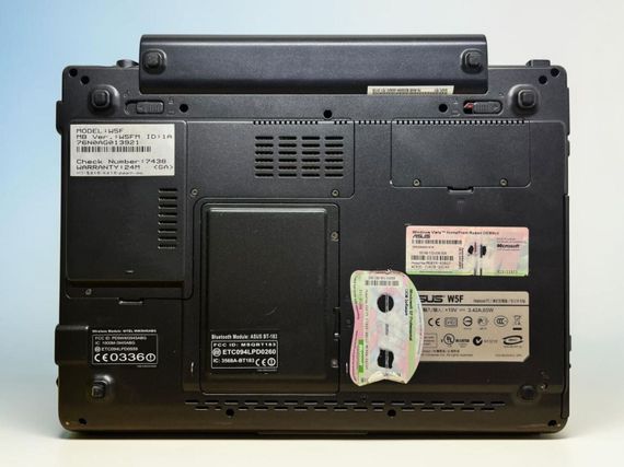 Нетбук Asus W5F / 12.1" (1280x800) TN / Core 2 Duo T5300 (2(2) ядра по 1.73 GHz) / 1.5 GB DDR2 / 120 GB HDD / Intel GMA 950 / WebCam б/в | Зображення 4