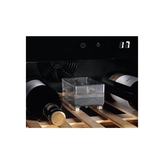 Холодильник Electrolux EWUS020B5B | Зображення 4