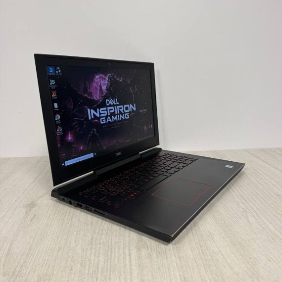 Ігровий ноутбук Б-клас Dell Inspiron Gaming 7577 / 15.6" (1920x1080) IPS / Intel Core i7-7700HQ (4 (8) ядра по 2.8 - 3.8 GHz) / 8 GB DDR4 / 256 GB SSD / nVidia GeForce GTX 1060 Max-Q, 6 GB GDDR5, 192-bit / WebCam б/в | Зображення 2