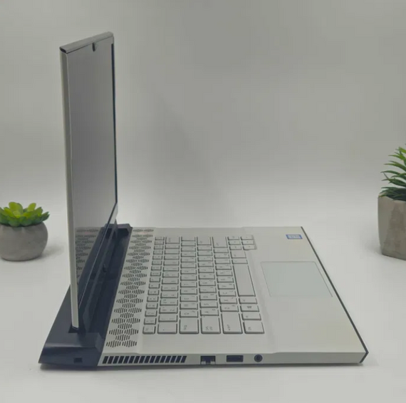 Ноутбук Dell Alienware m15 R2 15.6"IPS/i7-9750H/16GB/1TB/RTX2080 Б/В | Зображення 3