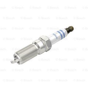 Свеча зажигания Bosch 0 242 236 672