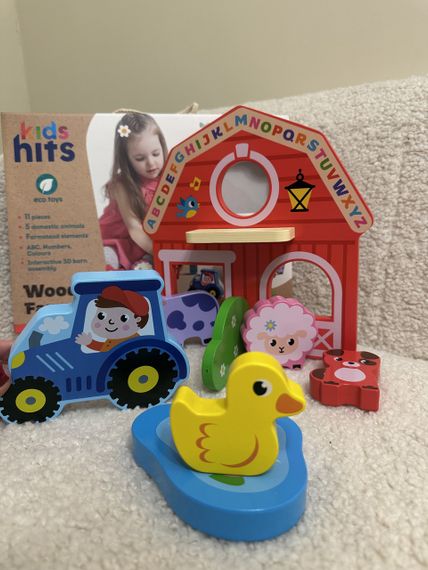 Деревянная развивающая игрушка Kids hits, набор блоков Ферма, 11 дет. в коробке р. 34*25,5*3,3 см | Зображення 4