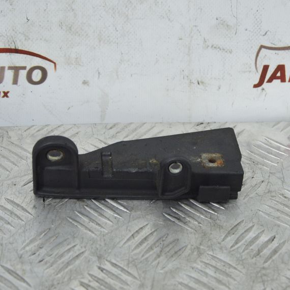 Корпус ременя ГРМ 1.9 CDTI Opel Astra H 2004-2010 Кожух ременя ГРМ Опель Астра 55187754