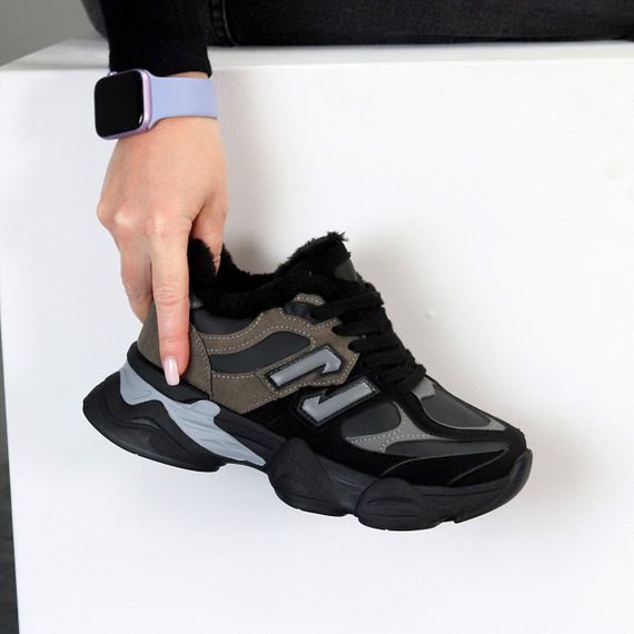 Круті зимові чорні сірі молодіжні кросівки на потовщеній підошві | Зображення 1