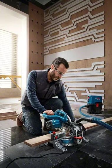 Пила торцювальна Bosch GCM 216, 1300Вт, 216мм, 24мм, 10.1кг (0.601.B33.000) | Зображення 4