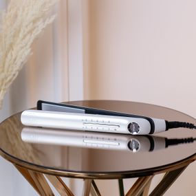 Выпрямитель для волос VGR V-566 белый