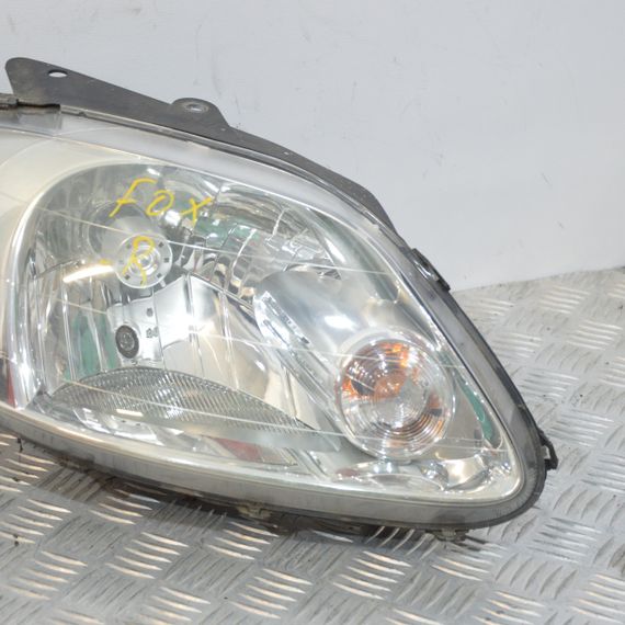 Фара права Volkswagen Fox 2005-2010 Фара передня права Фольксваген Фокс | Зображення 2