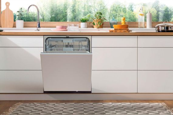 Посудомийна машина Gorenje вбудовувана, 16 комплектів (GV673C62) | Зображення 1
