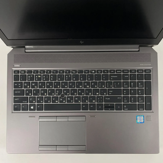 Мобильная рабочая станция Б-класс HP ZBook 15 G5 / 15.6" (1920x1080) IPS / Intel Core i7-8850H (6 (12) ядра по 2.6 - 4.3 GHz) / 16 GB DDR4 / 500 GB SSD / nVidia Quadro P1000, 4 GB GDDR5, 256-bit / TouchID / WebCam / HDMI б/у + Подарок Мышь / USB | Зображення 2