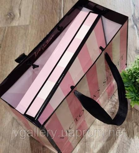 Подарункова Смугаста коробка Victoria's Secret | Зображення 2