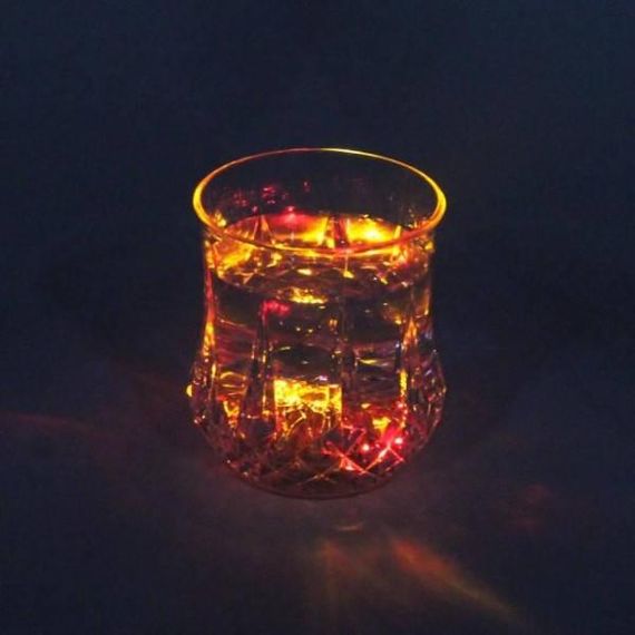 Стакан с подсветкой  пластиковый многоразовый