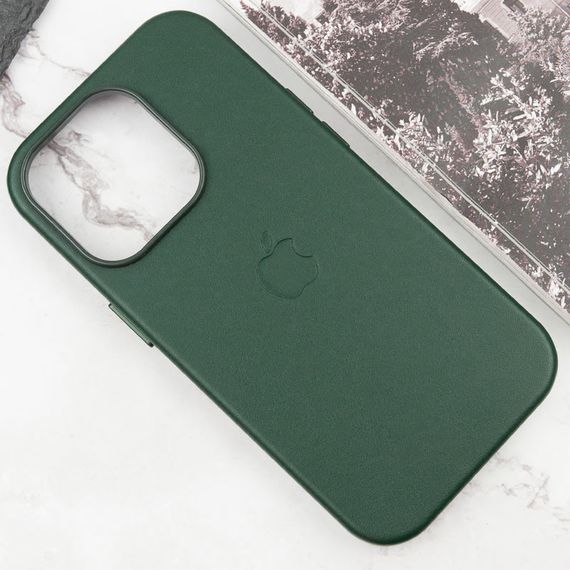 Кожаный чехол Leather Case (AAA) with MagSafe and Animation для Apple iPhone 16 Pro Max (6.9") Green | Зображення 1