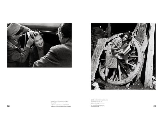 Книга фотоальбом відомих фотографів Роберт Капа Robert Capa: L'opera 1932-1954 книги про фотомистецтво | Зображення 4