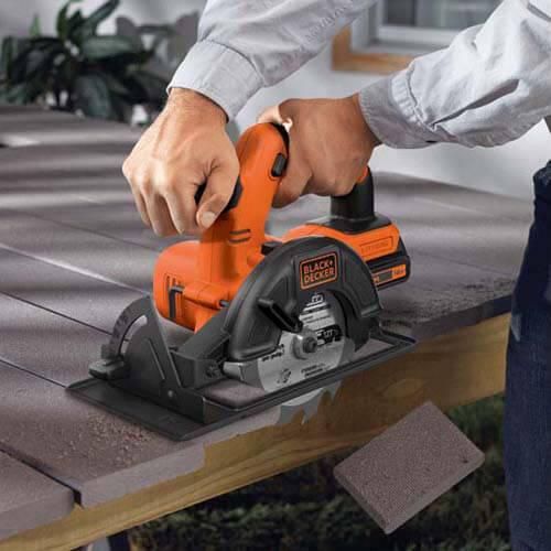 Пила дисковая аккумуляторная BLACK+DECKER BDCCS18N | Зображення 2