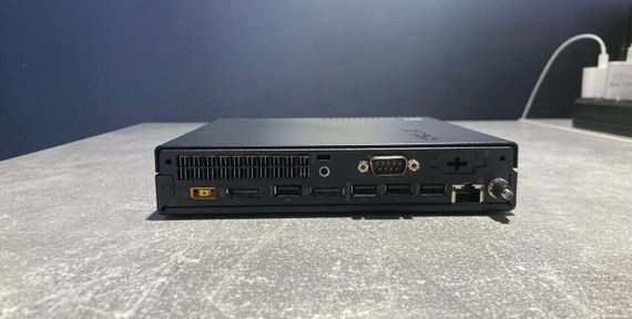 Неттоп Lenovo ThinkCentre M710q Tiny USFF / Intel Core i5-7400T (4 ядра по 2.4 - 3.0 GHz) / 8 GB DDR4 / 120 GB SSD / Intel HD Graphics 630 / DisplayPort / Wi-Fi б/у | Зображення 2